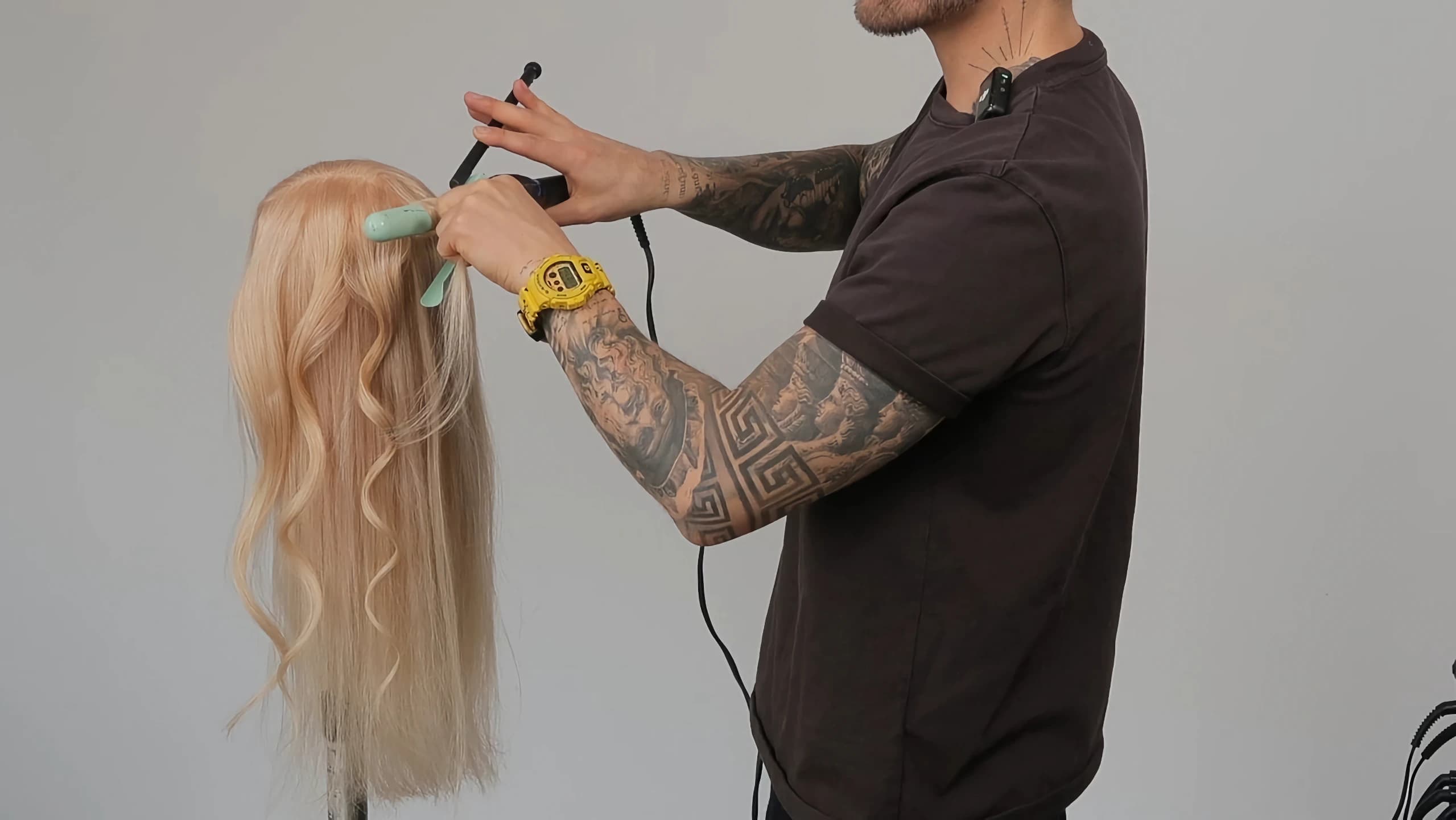 Hairstylist working image